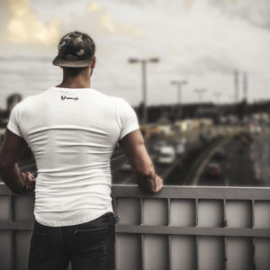 resolute_white